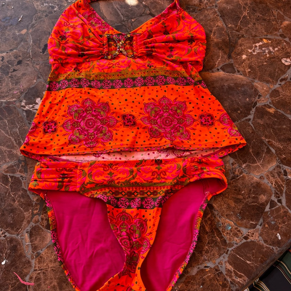 BECCA Magenta  and Orange Floral Mediterranean design